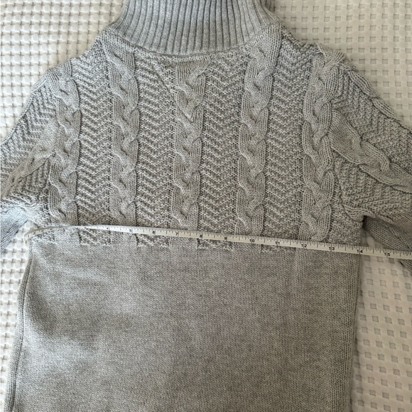 Tommy Hilfiger Boys Cotton Sweater S (6-7) - Picture 5 of 6